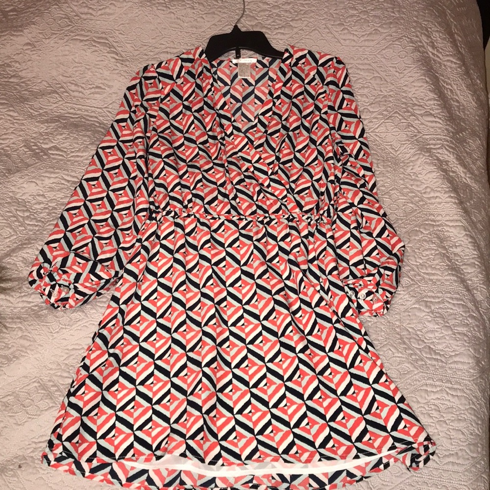 Esley geometric patterned Surplice dress
